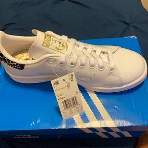 White Stan Smith (adidas) size 7 brand new